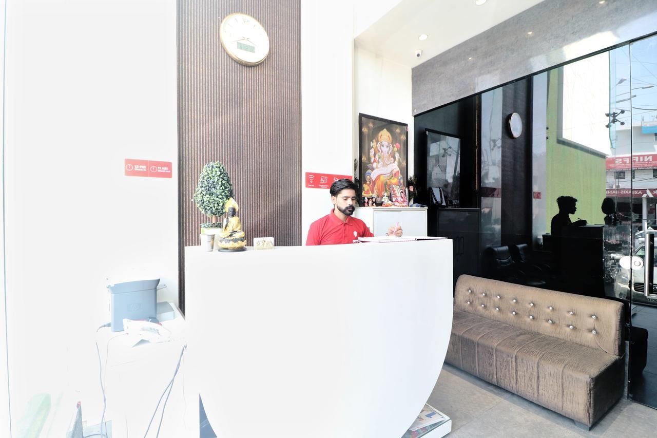 Oyo 14829 Hotel J Cruise Ludhijána Kültér fotó
