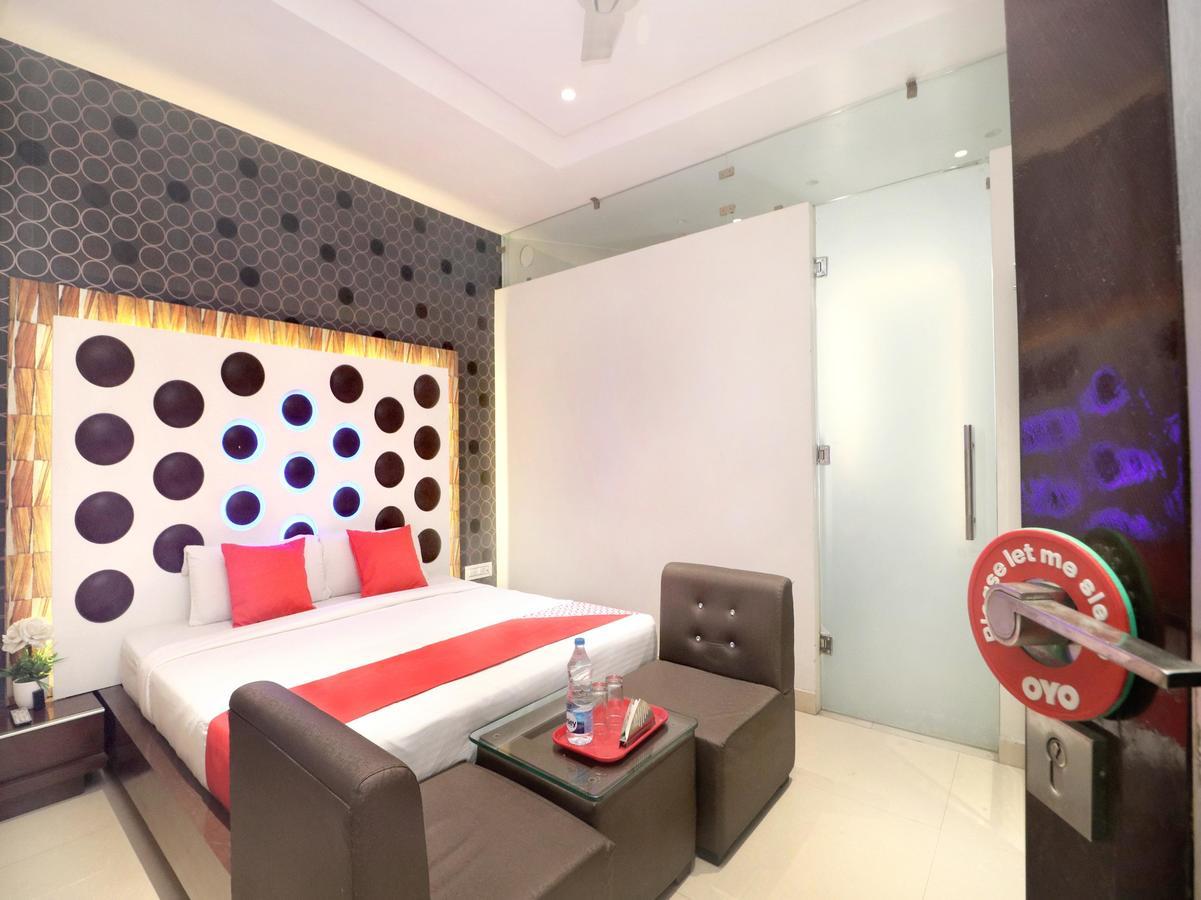 Oyo 14829 Hotel J Cruise Ludhijána Kültér fotó