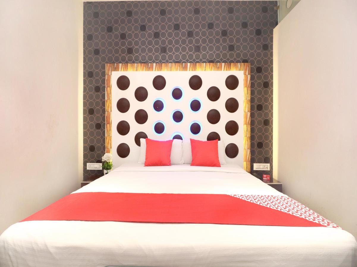 Oyo 14829 Hotel J Cruise Ludhijána Kültér fotó