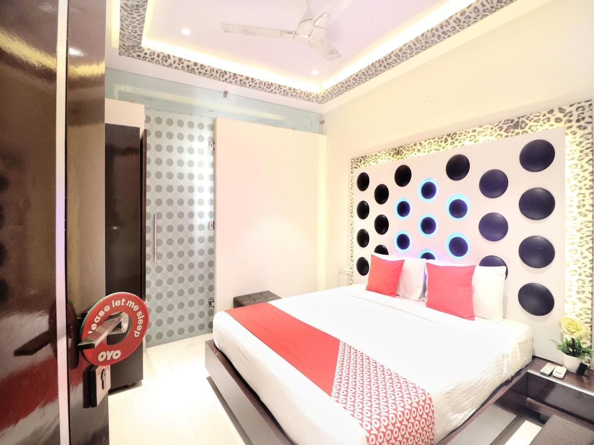 Oyo 14829 Hotel J Cruise Ludhijána Kültér fotó